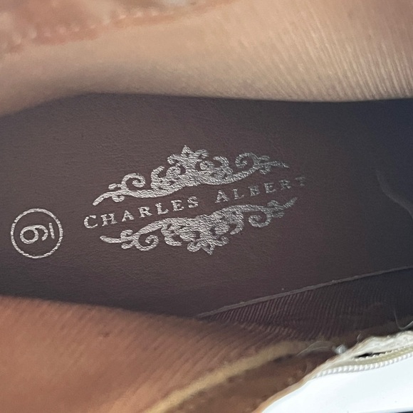 Charles Albert Ankle Bootie Size 9 Zide Zip Stack Heel Vegan Suede Tan Western - Picture 10 of 10